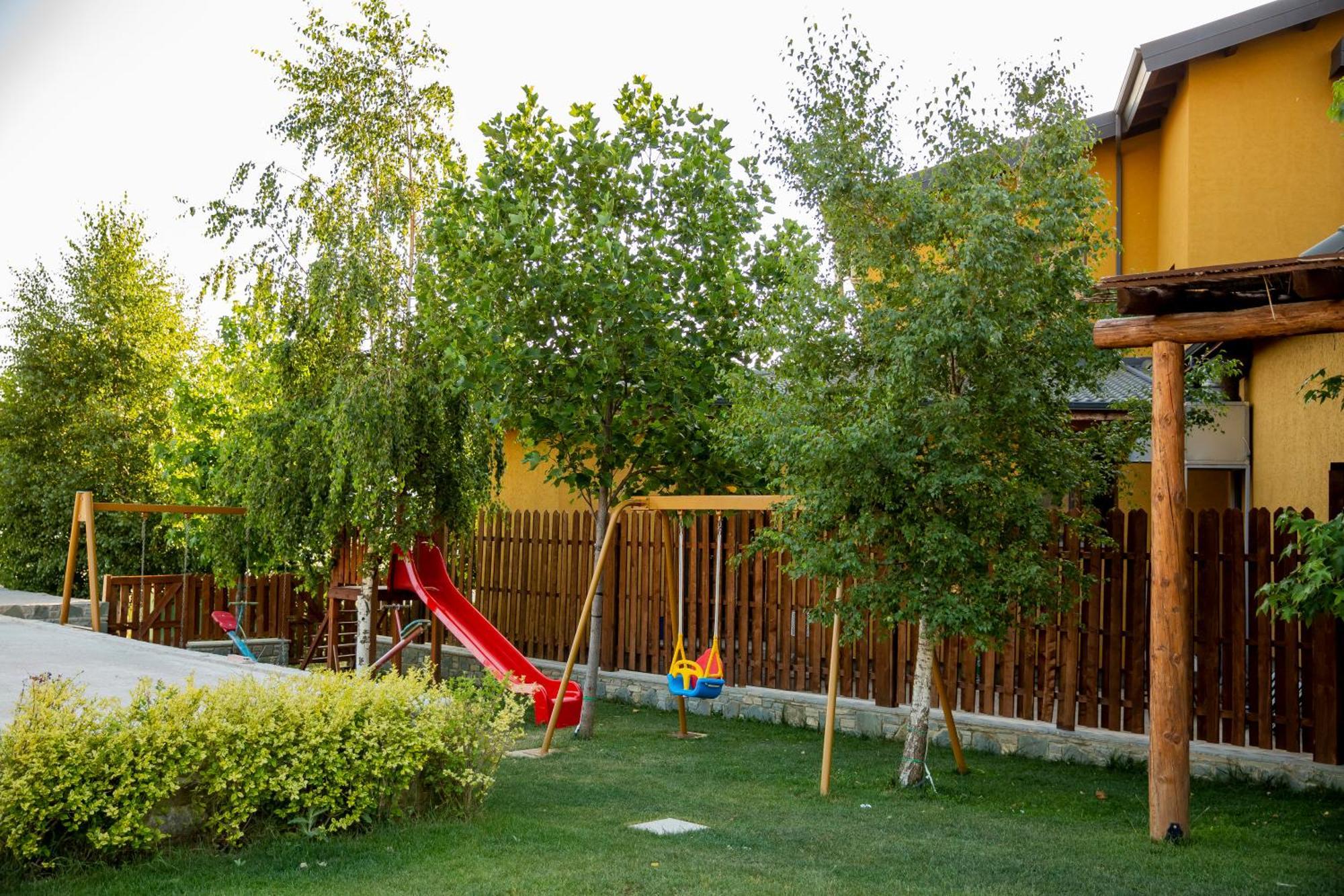 Casa Gace Hotel Korce Exteriér fotografie